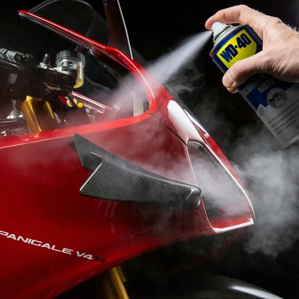 WD40 lucidante al silicone utilizzo